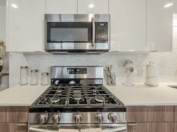 Gas Range at Chateau on Wells, Chicago